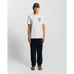 T-Shirt Lyle & Scott Highlander Graphic image-2