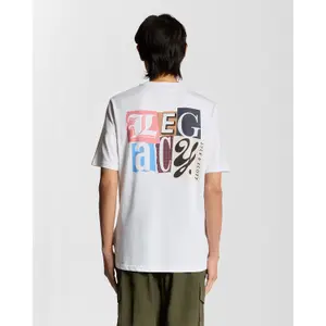 T-Shirt Lyle & Scott Paper Letters Graphic image-3