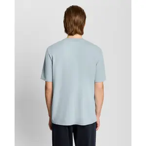 T-shirt met zak Lyle & Scott image-2