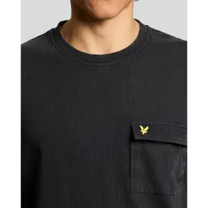 T-shirt met zak Lyle & Scott image-4
