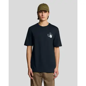 T-Shirt Lyle & Scott Watering Can Graphic image-1