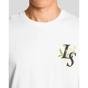T-shirt Lyle & Scott Dandelion Script Graphic image-5
