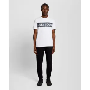 Αθλητικό μπλουζάκι μάρκας Lyle & Scott image-3