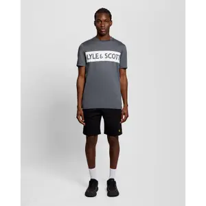 Αθλητικό μπλουζάκι μάρκας Lyle & Scott image-3
