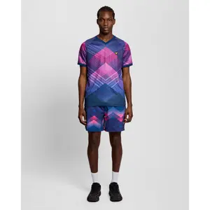Gekaapt voetbalshirt met chevronprint Lyle & Scott image-2
