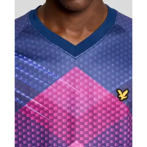 Gekaapt voetbalshirt met chevronprint Lyle & Scott image-4