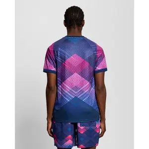Gekaapt voetbalshirt met chevronprint Lyle & Scott image-3