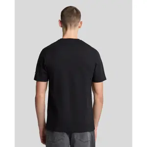 T-Shirt Lyle & Scott Sporty Thistle Graphic image-1