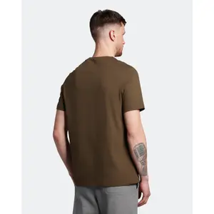 Ensfarvet T-shirt i store størrelser Lyle & Scott image-4