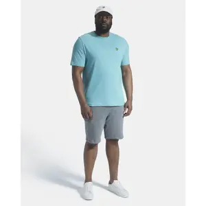 Ensfarvet T-shirt i store størrelser Lyle & Scott image-3