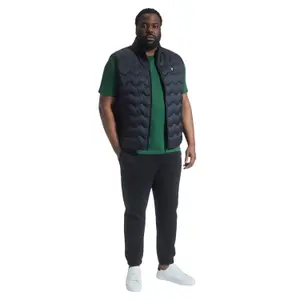 Ensfarvet T-shirt i store størrelser Lyle & Scott image-1