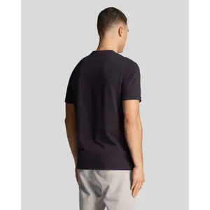 T-Shirt mit kontrastierender Tasche Lyle & Scott image-3