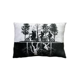 Dětský polštář Lyo Stranger Things Bike&demogorgon