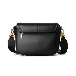 Torebka damska na ramię z klapą Mac Alyster Emmy image-2