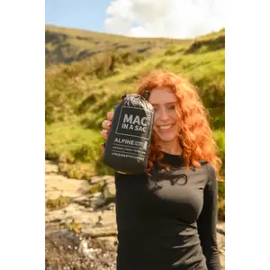 Women's sleeveless down jacket Mac In A Sac Alpine image-4