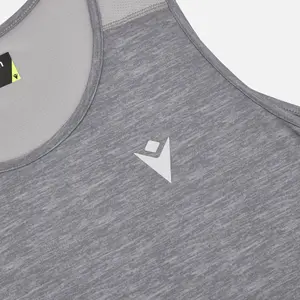 Camiseta de tirantes Macron Start Placid image-3