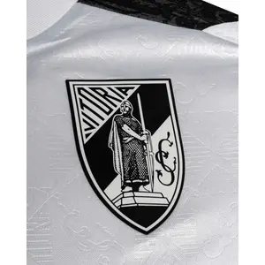 Maillot domicile Vitoria Guimaraes 2025/26 image-3