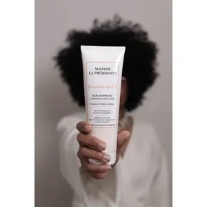 Anti-hair loss shampoo for curly and frizzy hair Madame La Présidente Resolution n°5 - 250 mL image-0