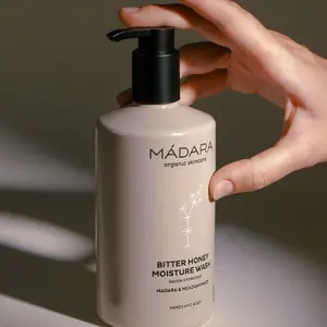 Sabão hidratante Madara Bitter Honey image-0