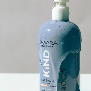 Mild soap for the bath and shower for the whole family Madara Kind image-1