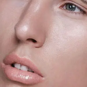 Glans Madara Glossy Venom 74 Nude coral image-3