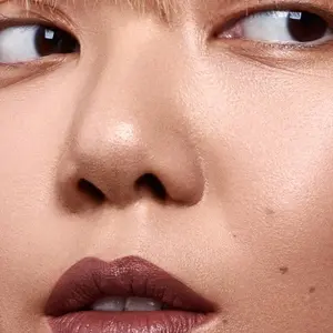 Rouge à lèvres Madara Velvet Wear 35 Dark Nude image-2