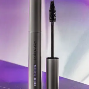 Längenverleihende Mascara Madara Come Closer image-1