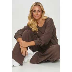 Women’s sweatshirt and wide-leg pants set Makadamia image-2