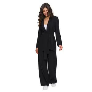 Women's outfit Makadamia image-0