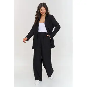 Women's outfit Makadamia image-1