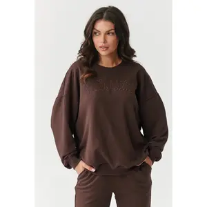 Conjunto de sweatshirt e calças de moletom elegantes para mulher Makadamia image-3