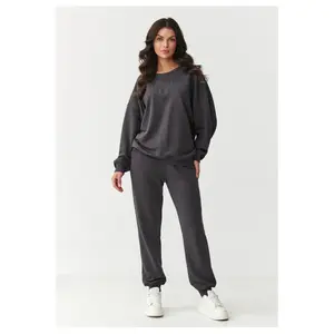 Conjunto de sweatshirt e calças de sweat para mulher Makadamia image-1