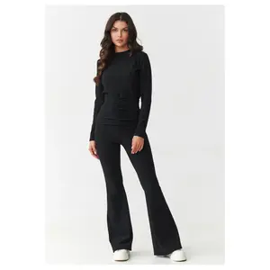 Completo t-shirt a maniche lunghe e pantaloni donna Makadamia image-1
