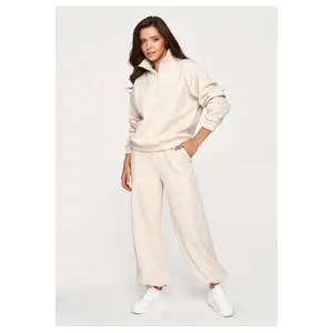 Conjunto de chándal con pantalones anchos mujer Makadamia M946 image-1