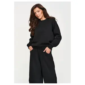 Conjunto de chándal con sudadera oversize y pantalón ancho mujer Makadamia M947 image-3