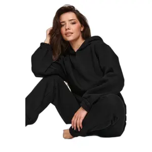 Conjunto de chándal con sudadera con capucha y pantalón ajustado mujer Makadamia M948