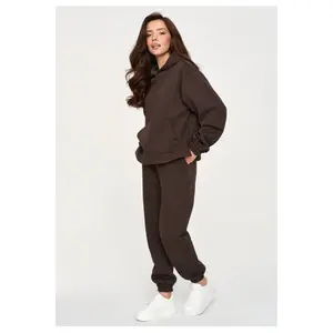 Conjunto de chándal con sudadera con capucha y pantalón ajustado mujer Makadamia M948 image-3