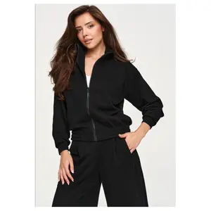 Conjunto de chándal para mujer Makadamia M950 image-3