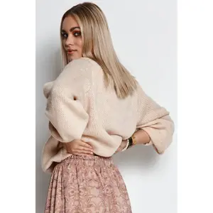 Woman sweater Makadamia image-2
