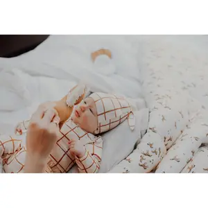 Bonnet nouveau-né bio - recommandé pour 0-3 mois bébé Malomi Kids image-1