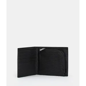 Portfolio Mandarina Duck District image-3