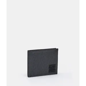 Portfolio Mandarina Duck District image-1