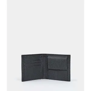 Portfolio Mandarina Duck District image-3