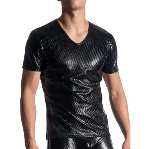 Koszulka z dekoltem w serek Manstore M865