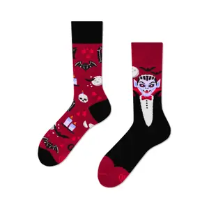Socken Many Mornings Bloody Dracula image-0