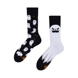 r168-football-socks-many-mornings-the-ghost-white-black