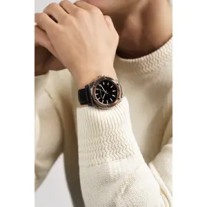 Uhr Marc Lauder Berlin image-1