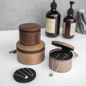 Caja de almacenamiento de joyas para mujer Markberg LovaMBG image-1