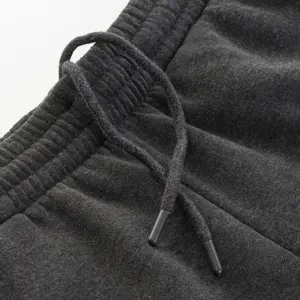 Korte Martes Essentials Altus image-4