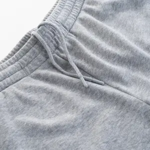 Korte Martes Essentials Altus image-4